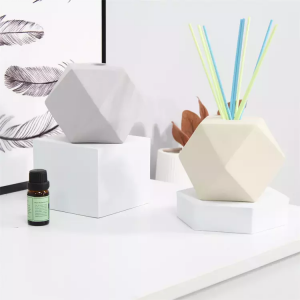 New arrived rhombus design modern diffuser empty c