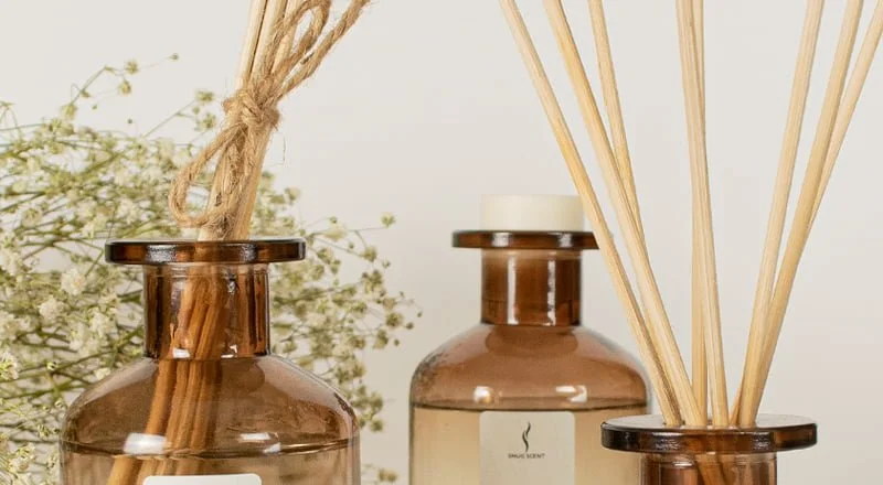 making your own reed diffuser solution
